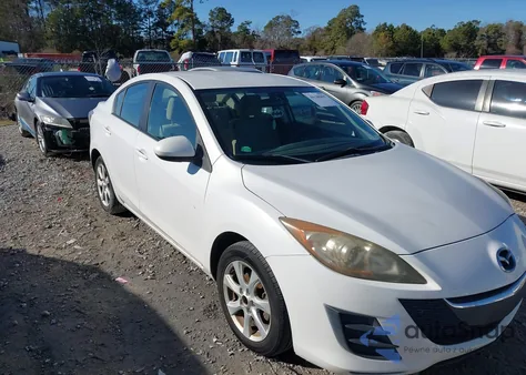 2010 Mazda Mazda3 I Touring z USA, uszkodzony, nr VIN JM1BL1SF9A1190903
